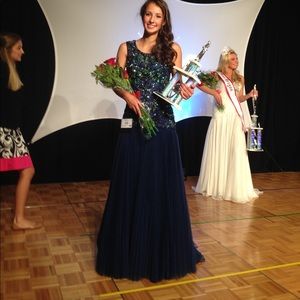 Navy Blue Prom/ Pageant Gown